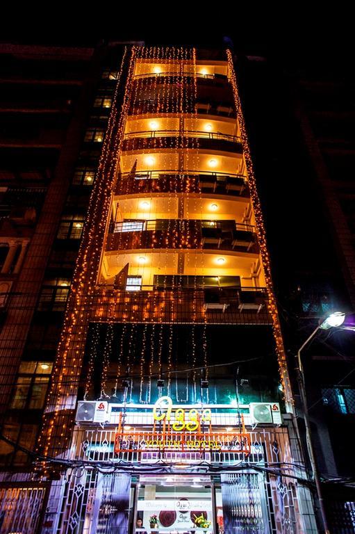 Agga Youth Hotel Yangon Extérieur photo
