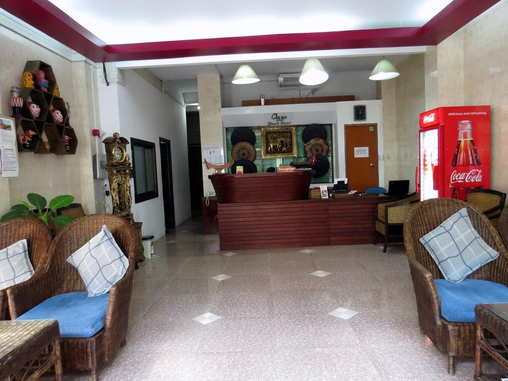 Agga Youth Hotel Yangon Extérieur photo